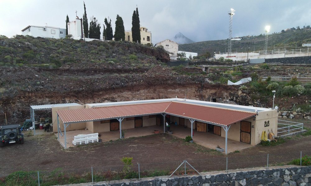 Instalaciones ecuestres de Riendas de Esperanza en El Calvario, Arona, Tenerife